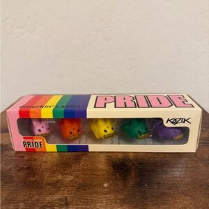 PRIDE 'Stache Labbit Art Toy 5-Pack